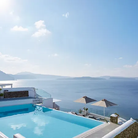 La Perla And - Adults Only 5*
